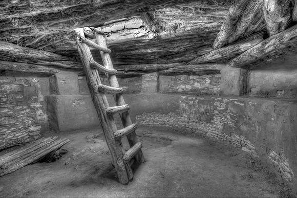 Kiva at Edge of the Cedars