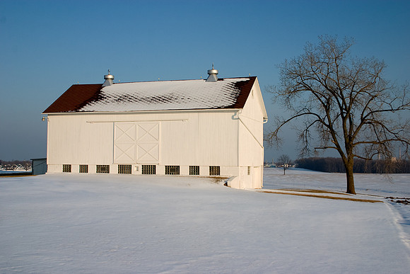 Barn on Taylor Drive